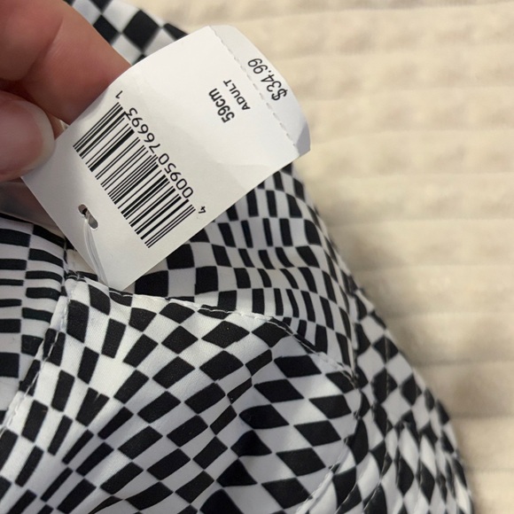 Checkered Bucket Hat with Rabbit Design - Picture 3 of 4